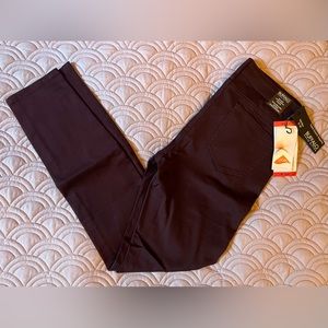 NWT - Women Buffalo Jeans - Size 8/29 - Karolin jeggings - Deep Wine Color